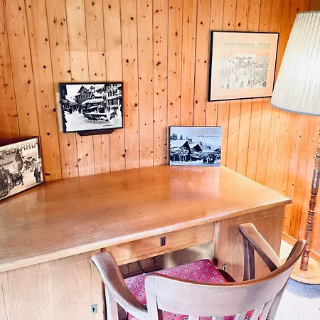 Pansiyon Double Alpine In Gstaad *